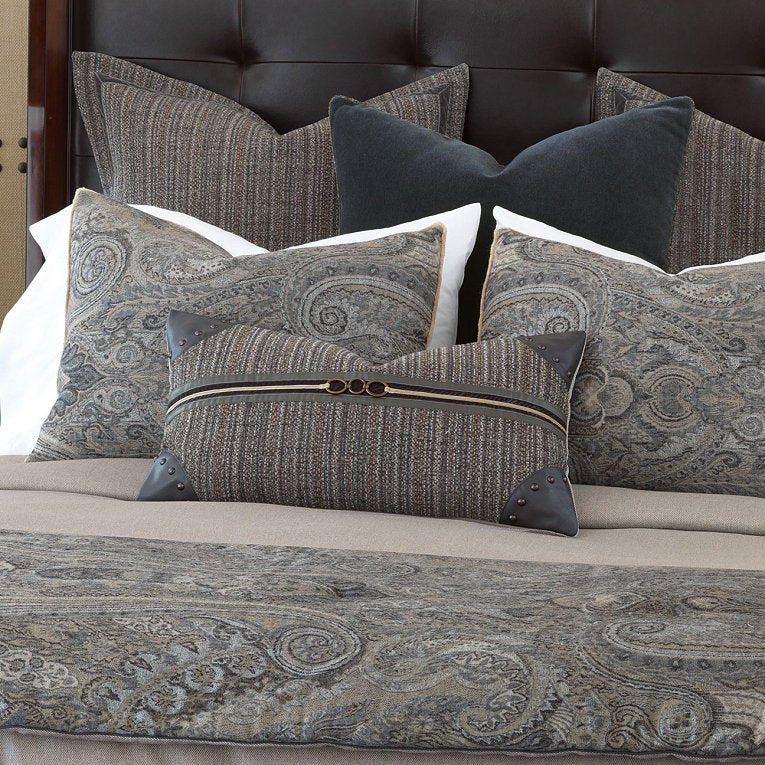 Saratoga Sophisticate Luxury Bedding Collection